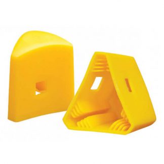 Star picket guards - triangle safety caps - photo
